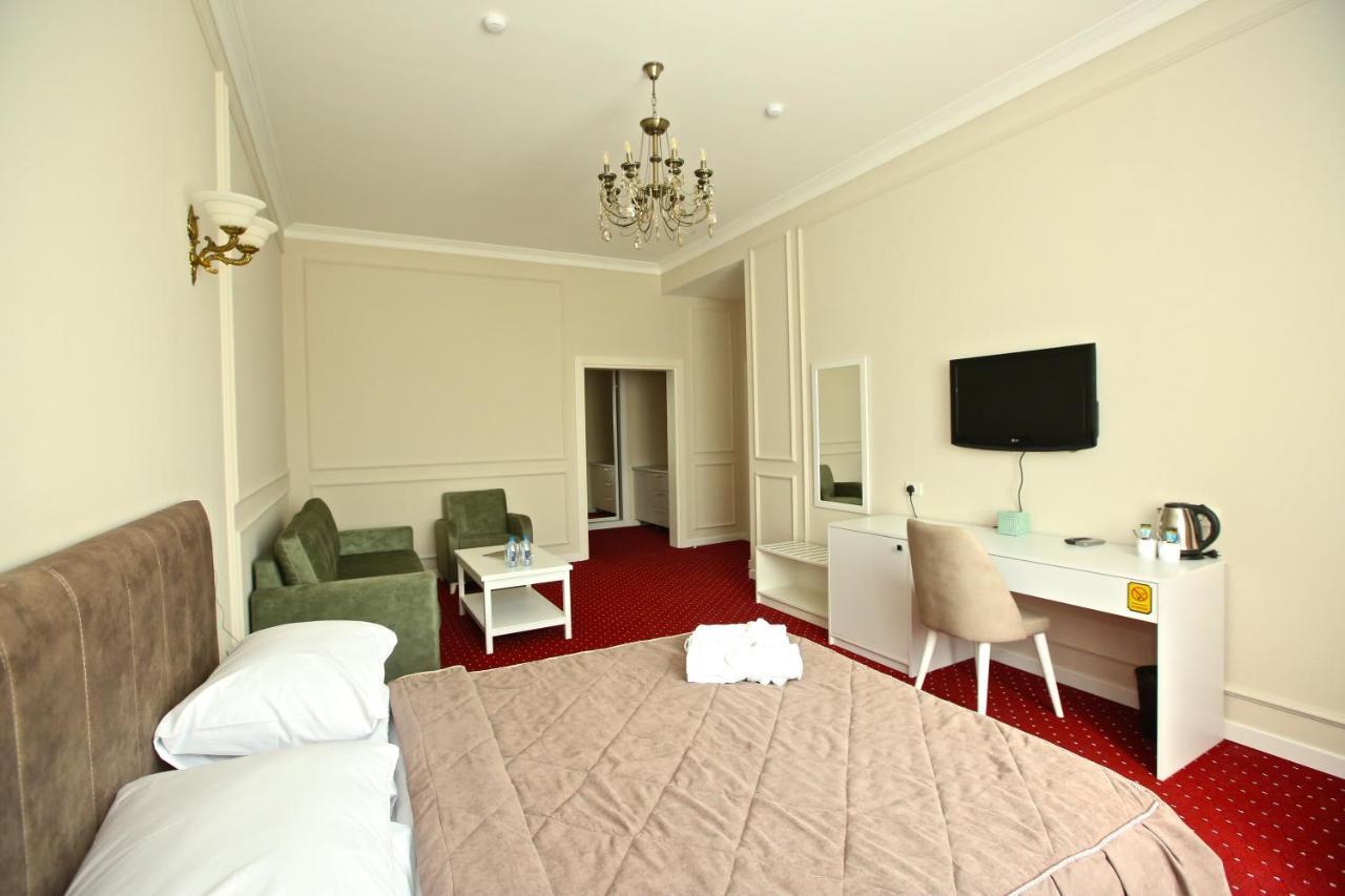 Miraj Hotel Baky Esterno foto