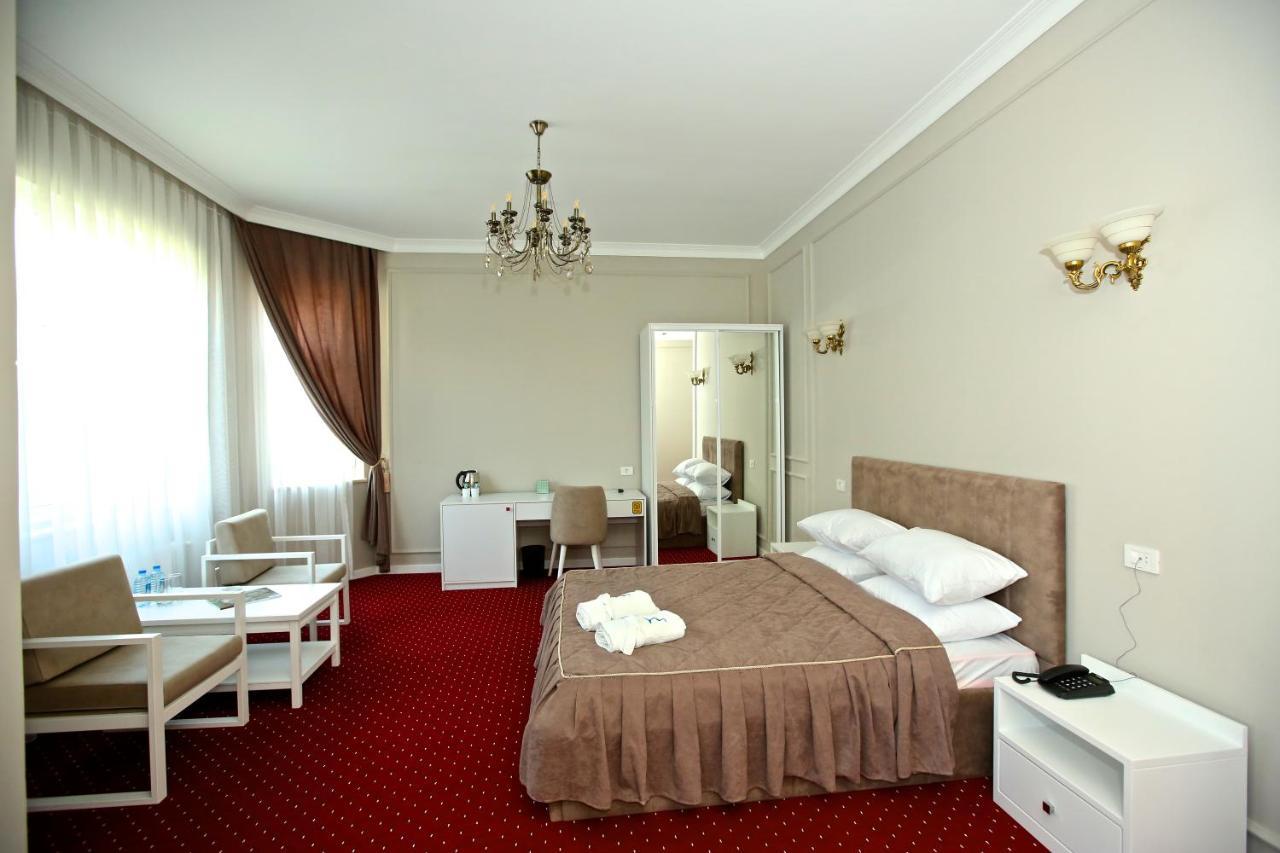 Miraj Hotel Baky Esterno foto