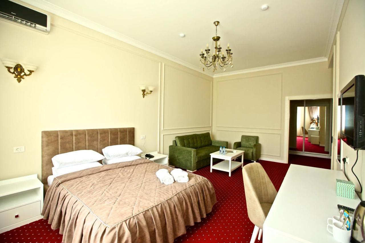 Miraj Hotel Baky Esterno foto