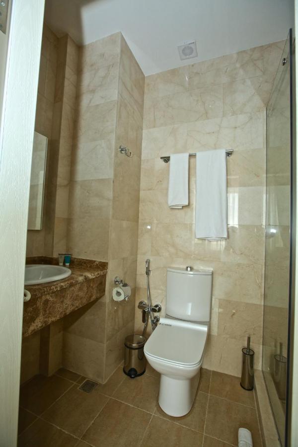 Miraj Hotel Baky Esterno foto
